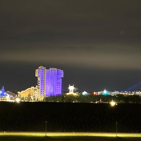 Suite Riviera - Vue Disneyland เชสซี ภายนอก รูปภาพ