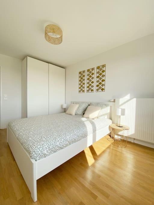 Suite Riviera - Vue Disneyland เชสซี ภายนอก รูปภาพ